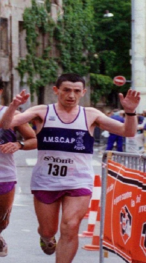 Craig Carscadden awarded MBE for services to disabled sport